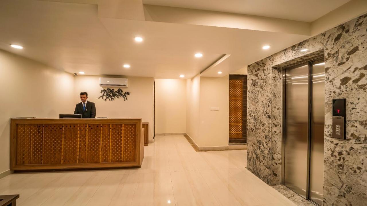 Hotel Wonder Cliff Ουνταϊπούρ Εξωτερικό φωτογραφία