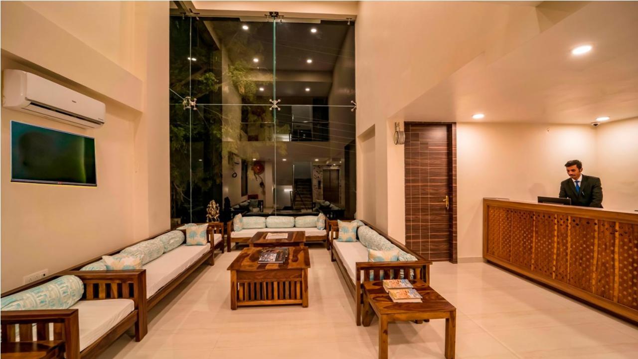 Hotel Wonder Cliff Ουνταϊπούρ Εξωτερικό φωτογραφία